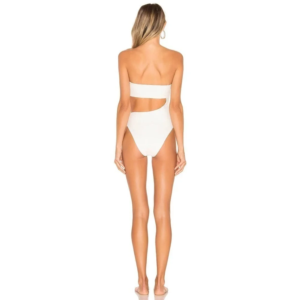 Frankies Bikinis 88% nylon